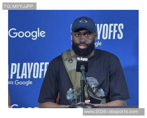 霍里称赞杰伦布朗进入MVP前五但尚未跻身前三名 霍里称赞杰伦布朗进入MVP前五但尚未跻身前三名