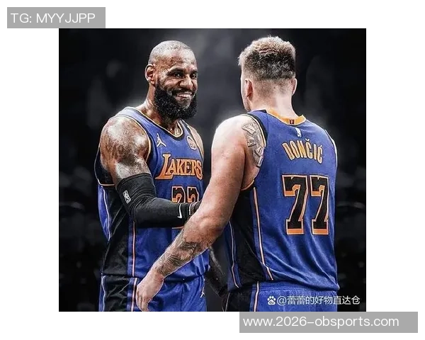 詹姆斯本赛季首次与湖人全队合练期待新队友默契提升 詹姆斯本赛季首次与湖人全队合练期待新队友默契提升